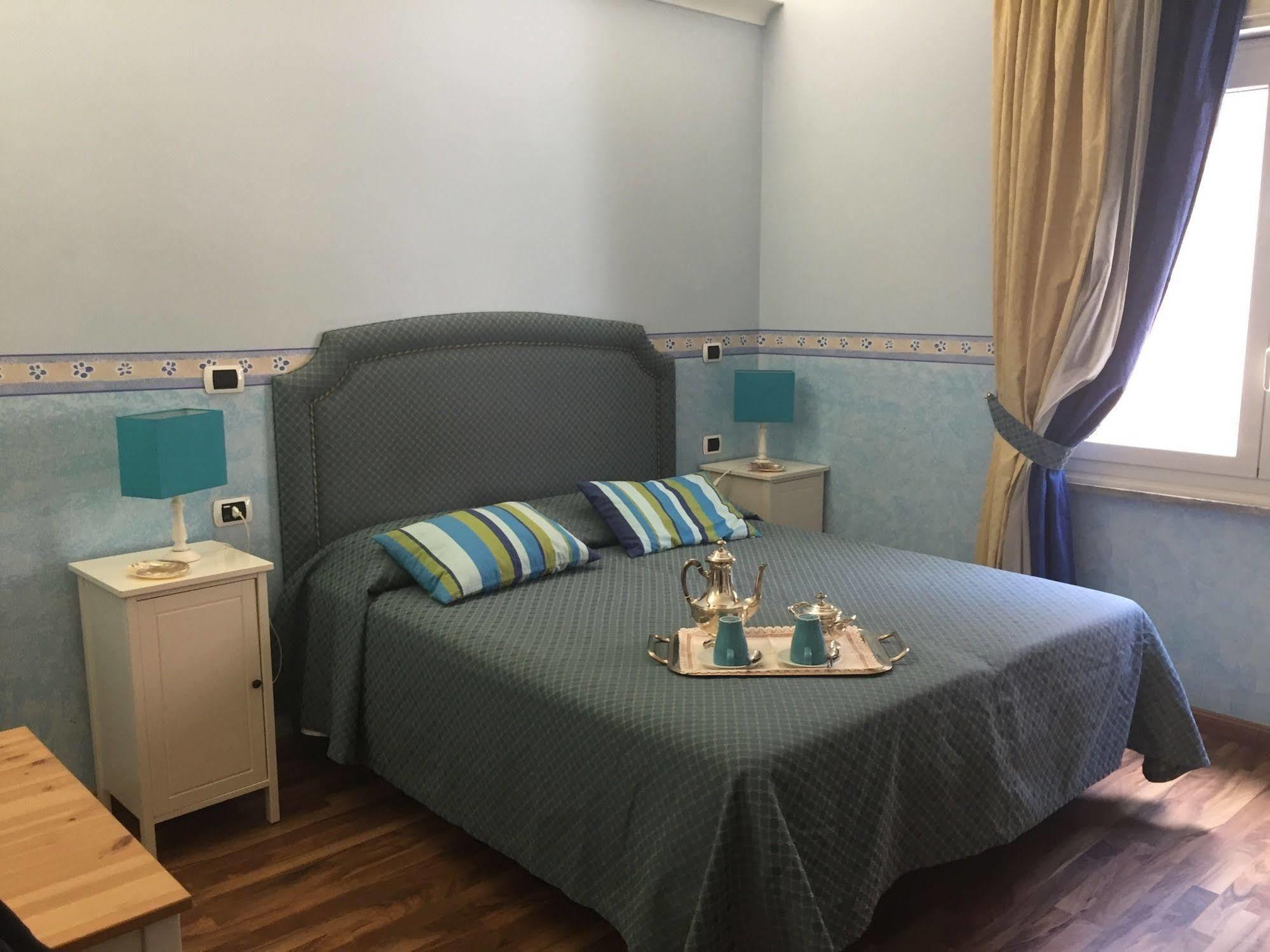 Bed and Breakfast Il Colonnato Roma Exterior foto
