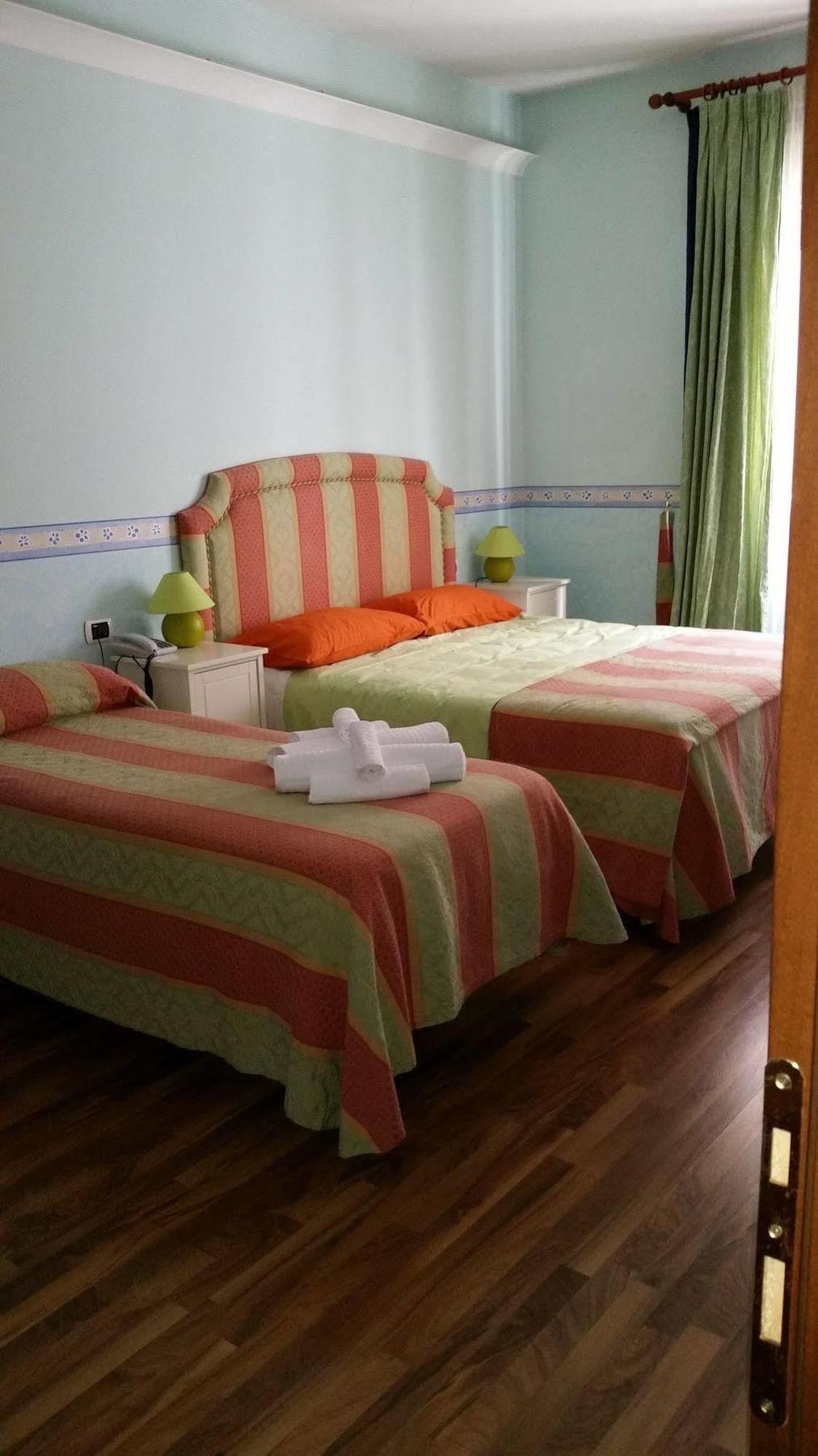 Bed and Breakfast Il Colonnato Roma Exterior foto