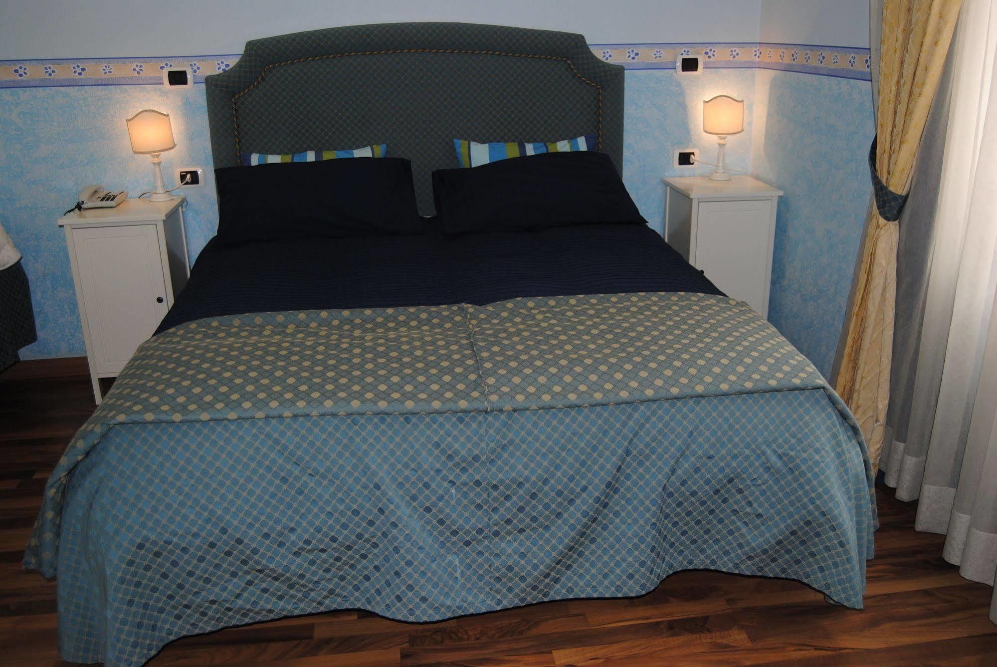 Bed and Breakfast Il Colonnato Roma Exterior foto